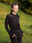 Czarna bluzka sportowa z panterką