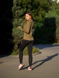 1908 JuJu2+ 05 185056 E-M1.JPG